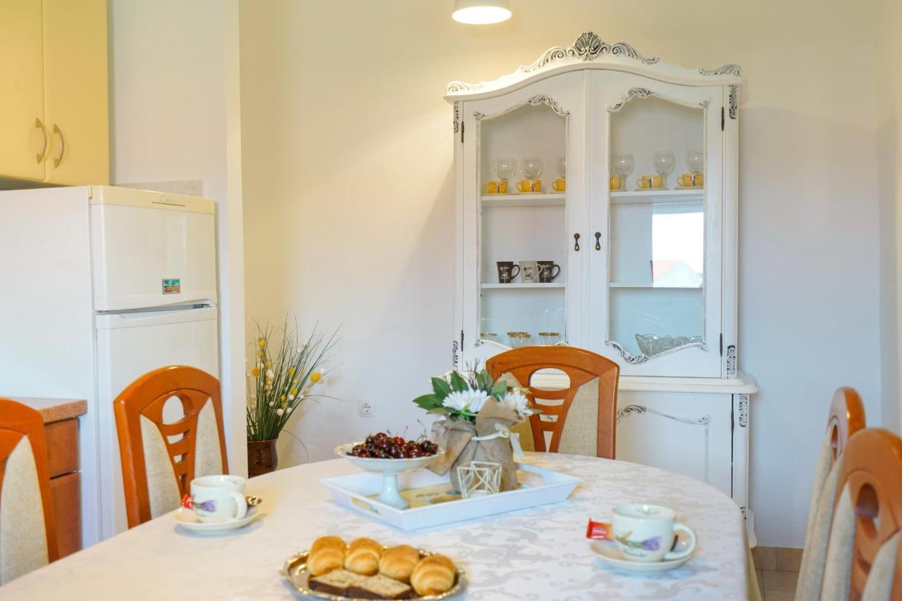 Apartment Jardin With Free Cowered Parking Zadar Ngoại thất bức ảnh